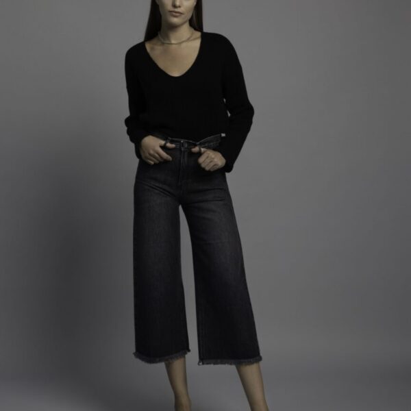 9B705A49 EF9B 4396 9F99 896CB9AB83A1