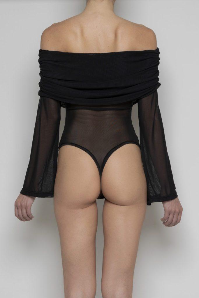 CLARA BACK 1024x1536